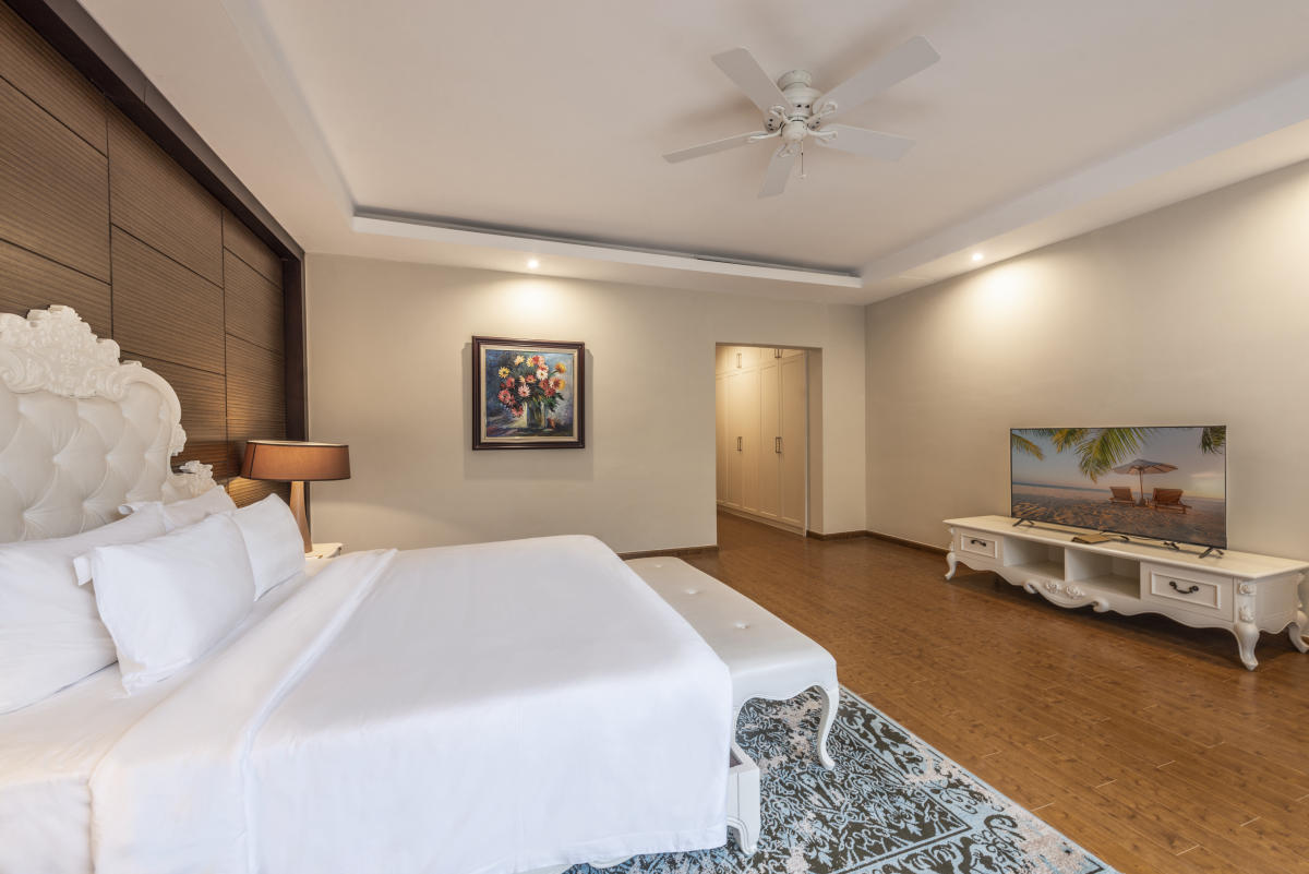 Villa 2-Bedroom Pool View