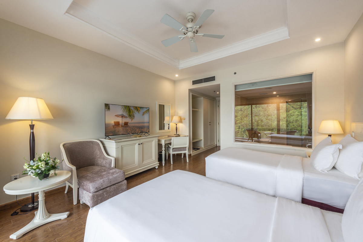 Deluxe Single Bed