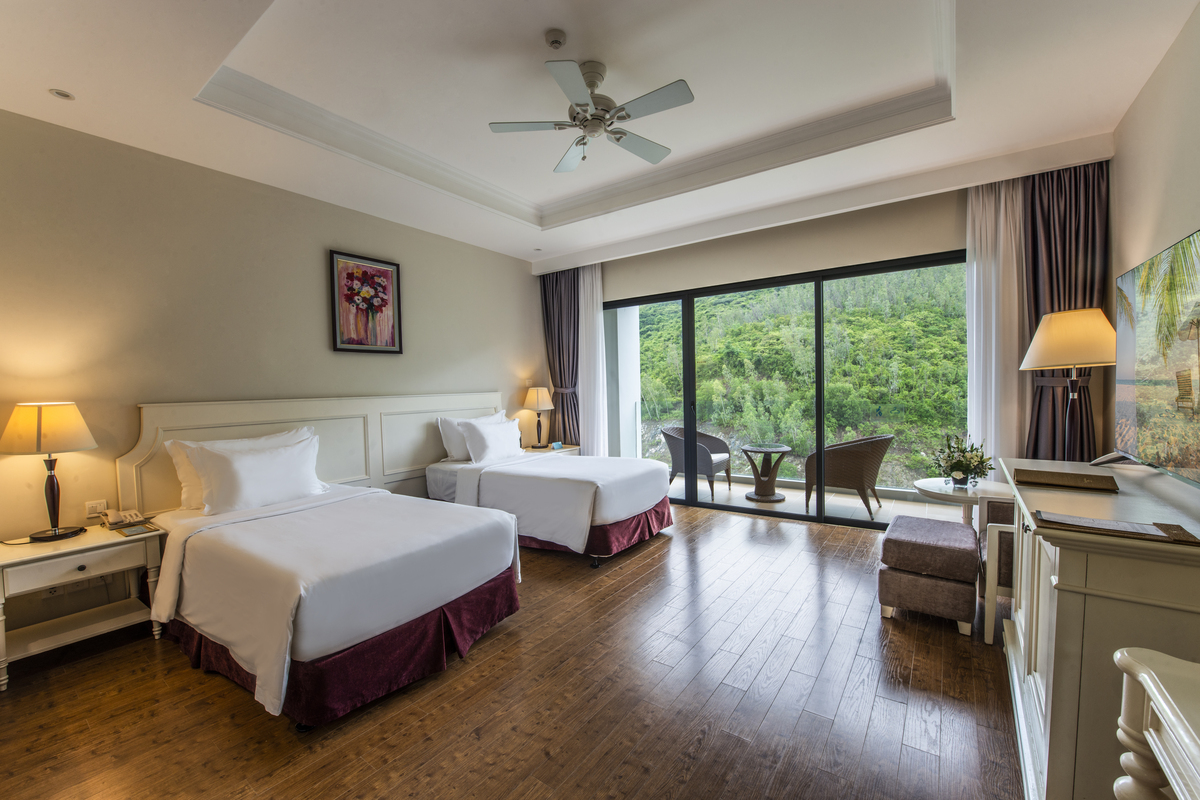 Deluxe Single Bed