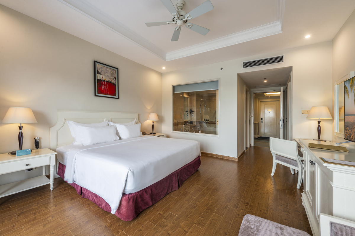 Deluxe Ocean View Double Bed