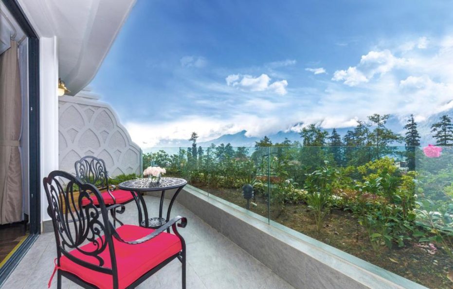 Balcony Premium Classic Mountain