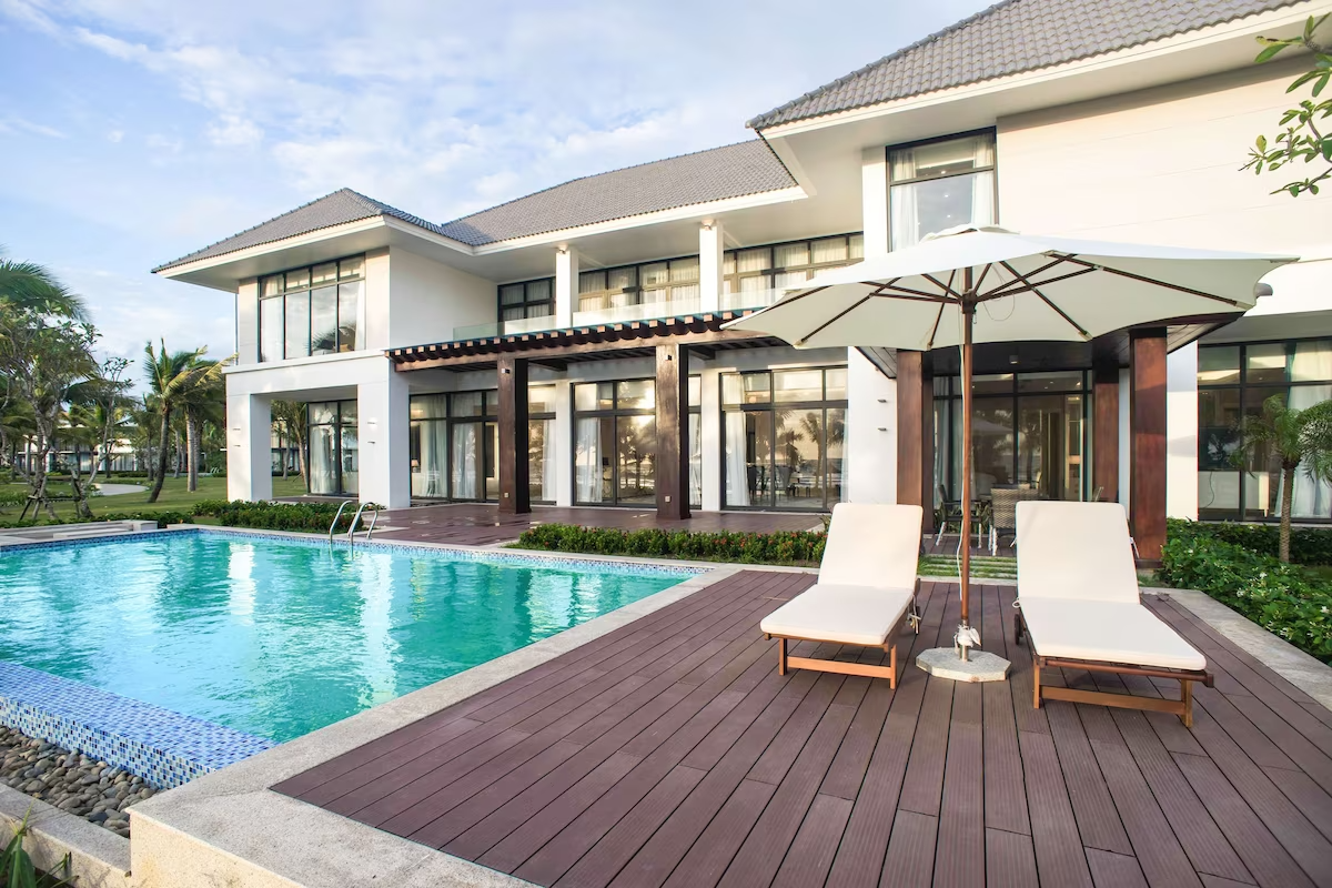 Biệt thự 06 phòng ngủ (Sky Blu Beach Villa 06 bedrooms)