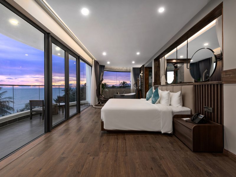 GRAND SUITE