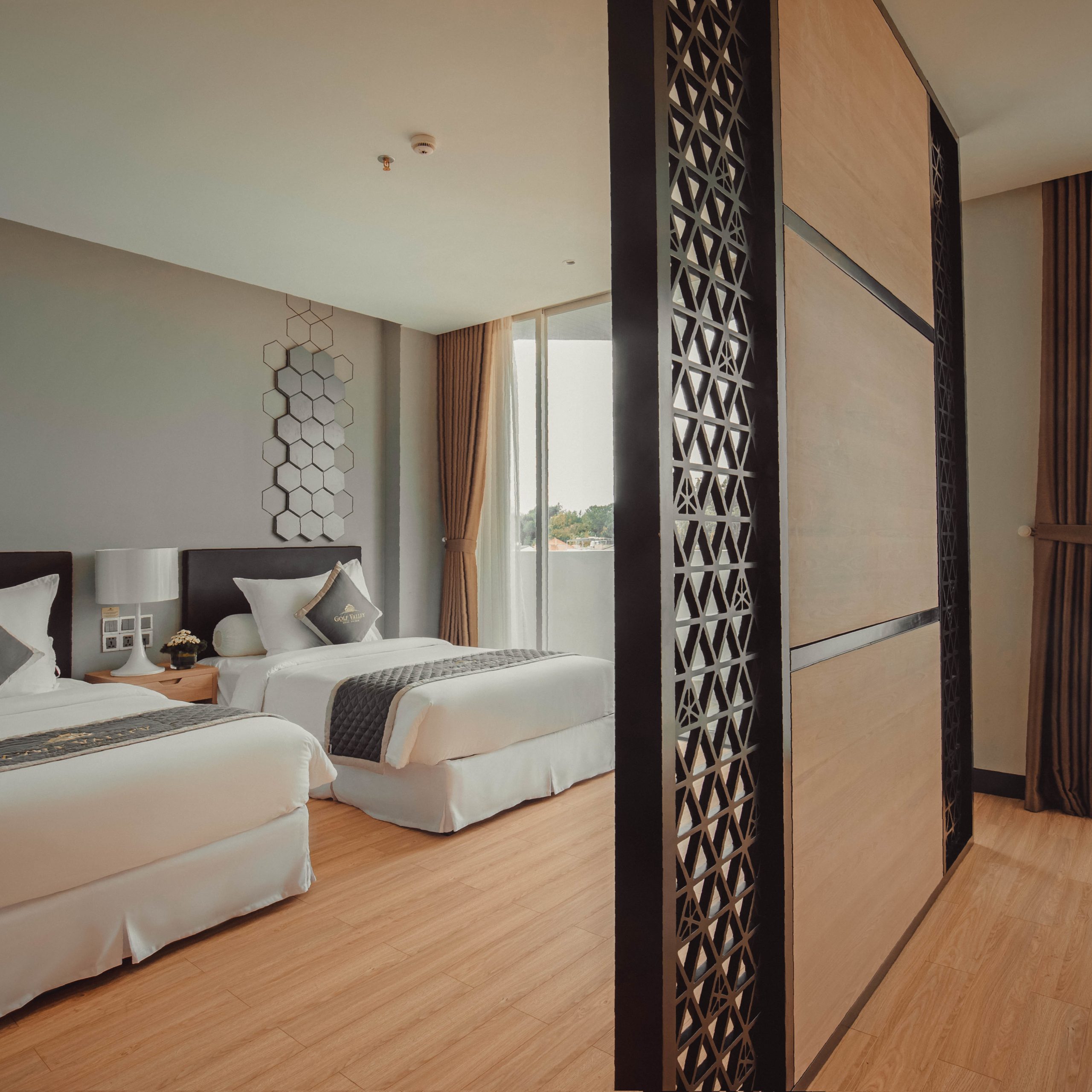 Premium Deluxe Hướng phố (Premium Deluxe City View)