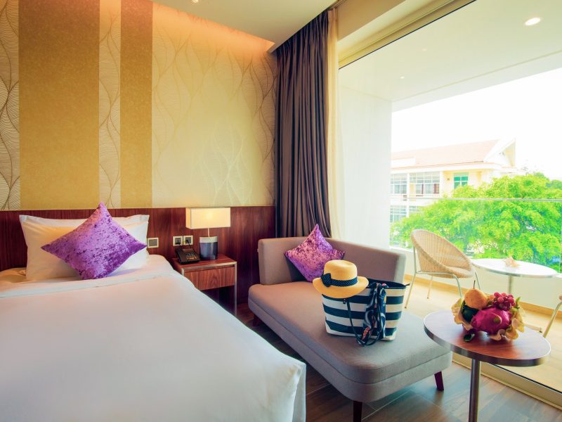 Classic Hướng Phố (Resort Classic City View)
