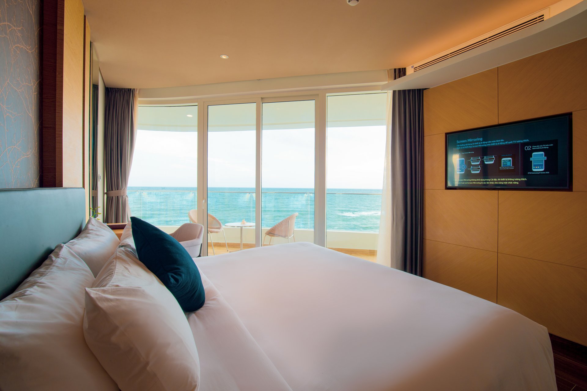 Junior Suite 1 Phòng Ngủ (Junior Suite One Bedroom)