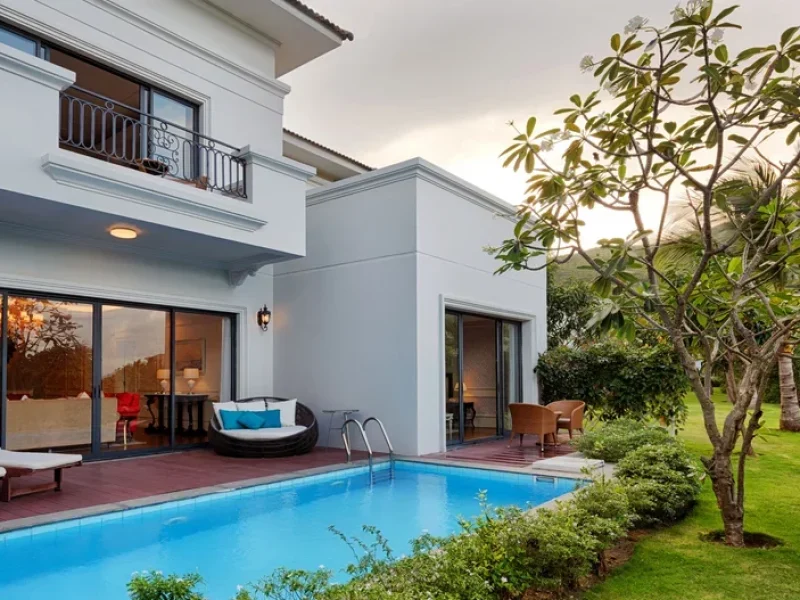 4 Bedrooms Pool Villa Garden View