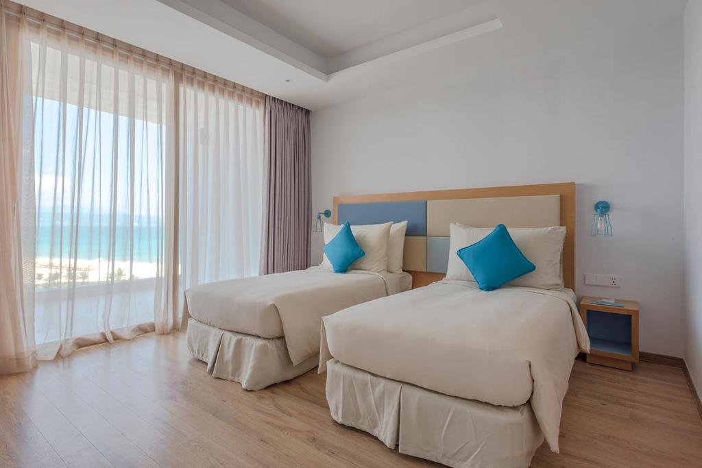 Studio Suite Deluxe Twin