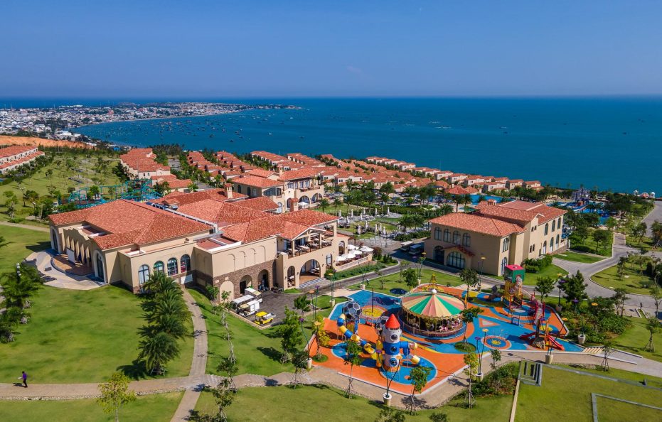 Centara Mirage Resort Mũi Né