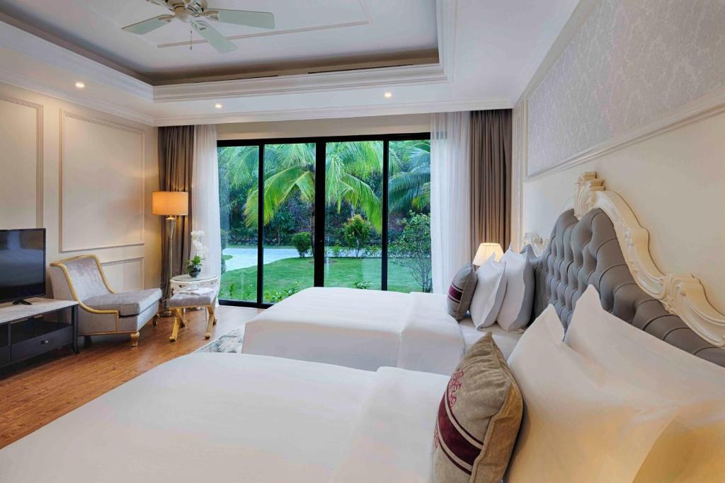 2-Bedroom Villa Garden View