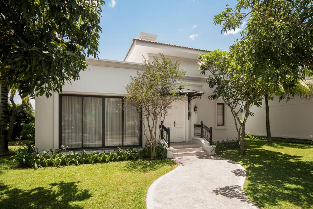 2-Bedroom Villa Garden View