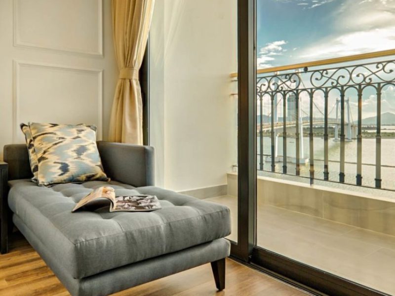 Deluxe Golden Bay