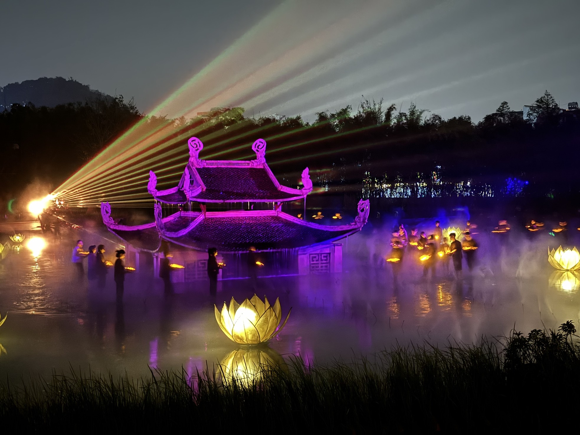 Vé Xem Show Diễn Tinh Hoa Bắc Bộ (Hạng Bạc)