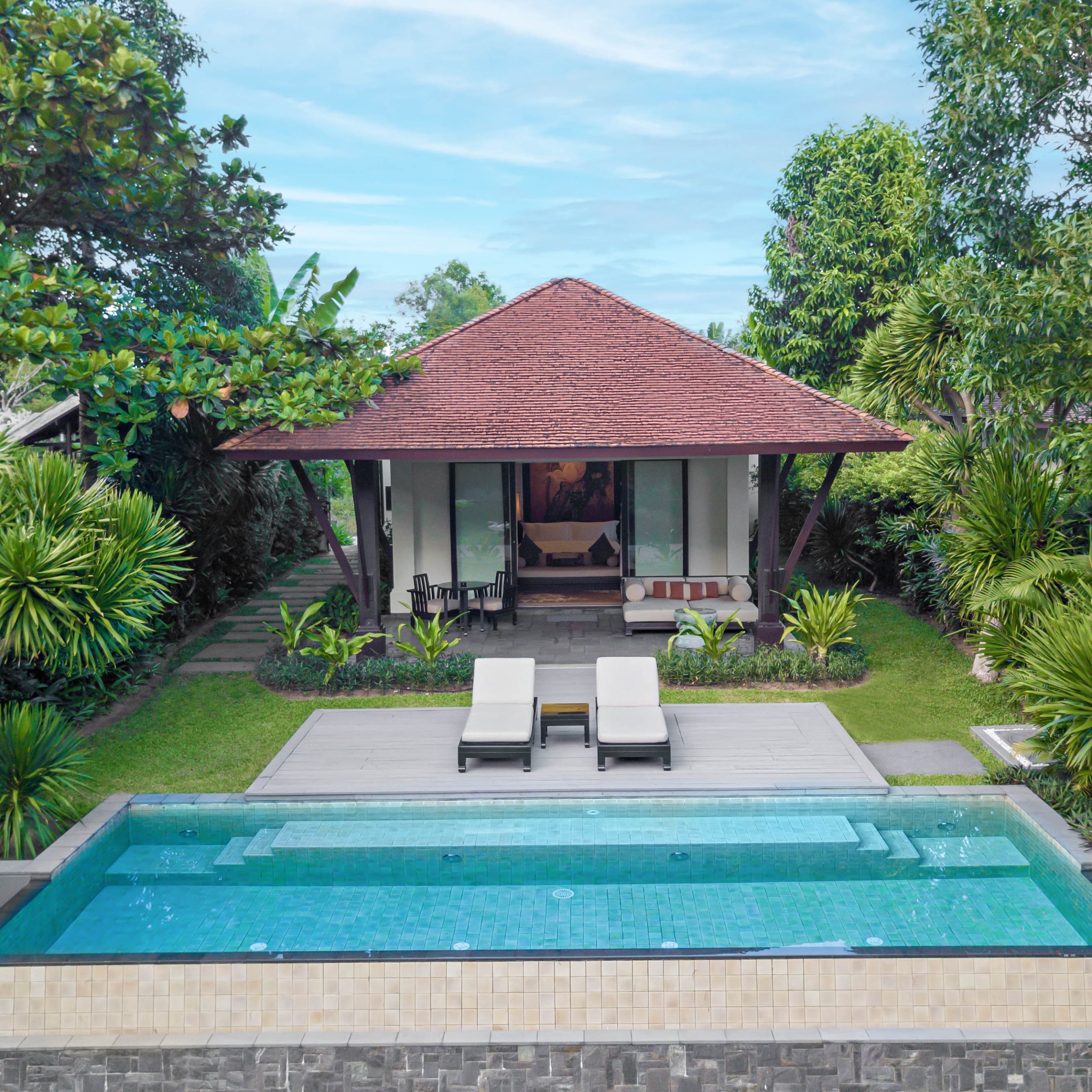 Lagoon Pool Villa