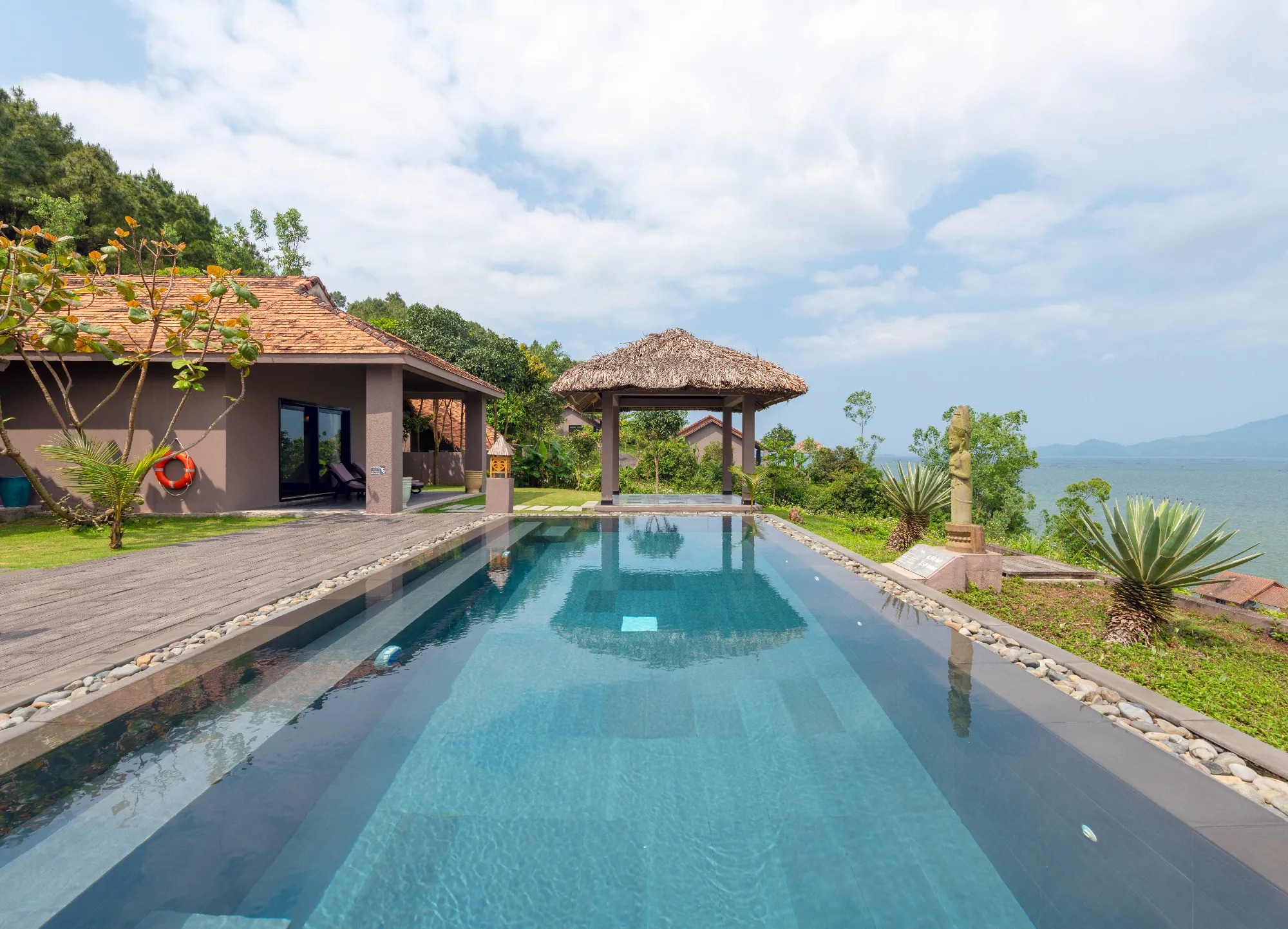 Hillside Pool Villa 2 Bedroom