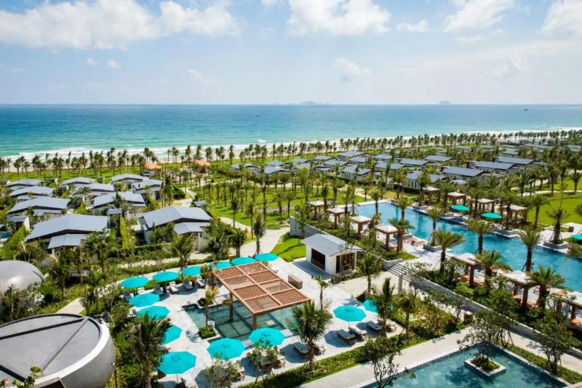 Tầm nhìn tuyệt đẹp ra biển