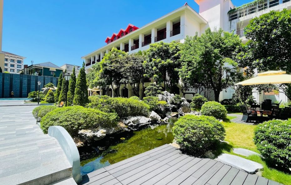 Senna Hue Hotel