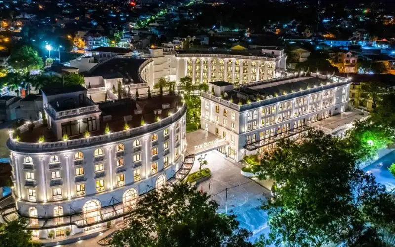 Không gian và phong cách thiết kế hòa quyện giữa hiện đại và cổ điển mới mẻ, lôi cuốn