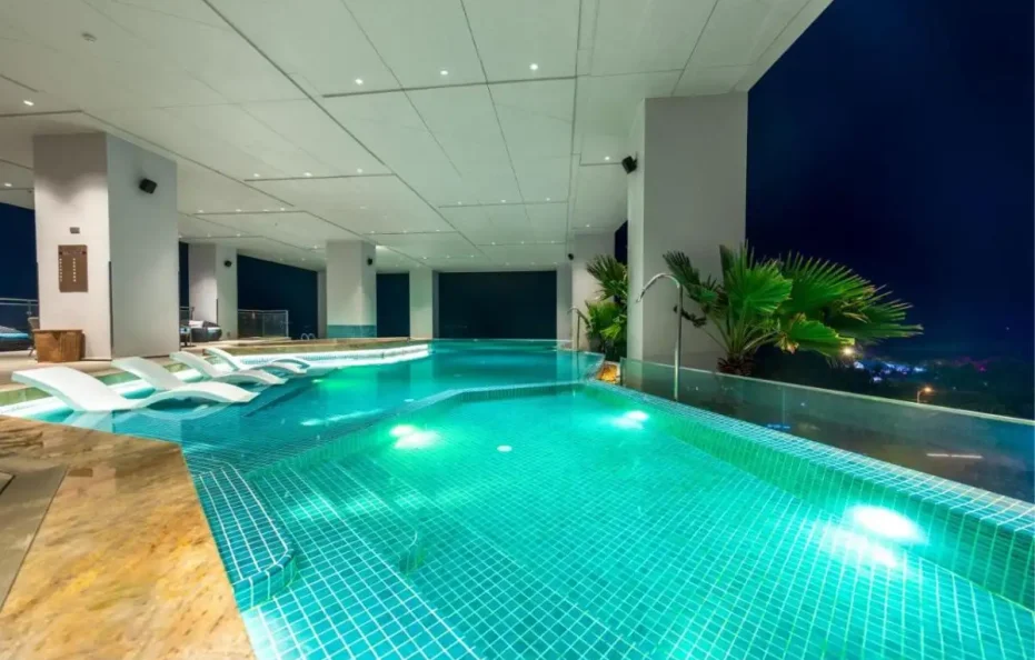 Awaken Da Nang Hotel