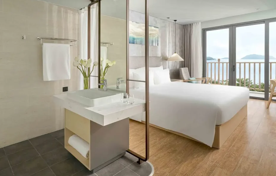 Deluxe Balcony Ocean View