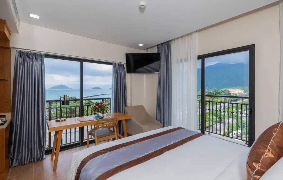 Deluxe Bay & Sea View