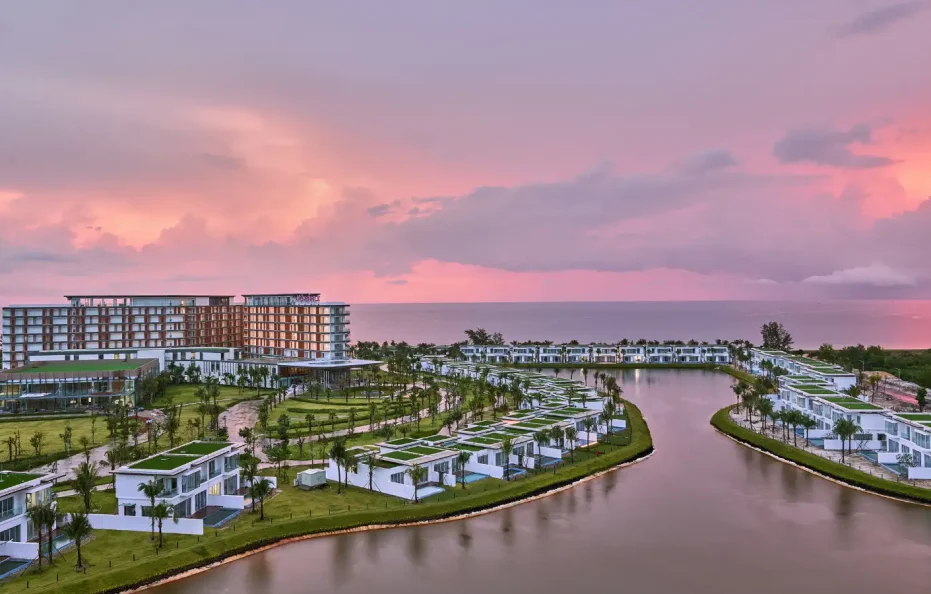 Mövenpick Resort Waverly Phú Quốc