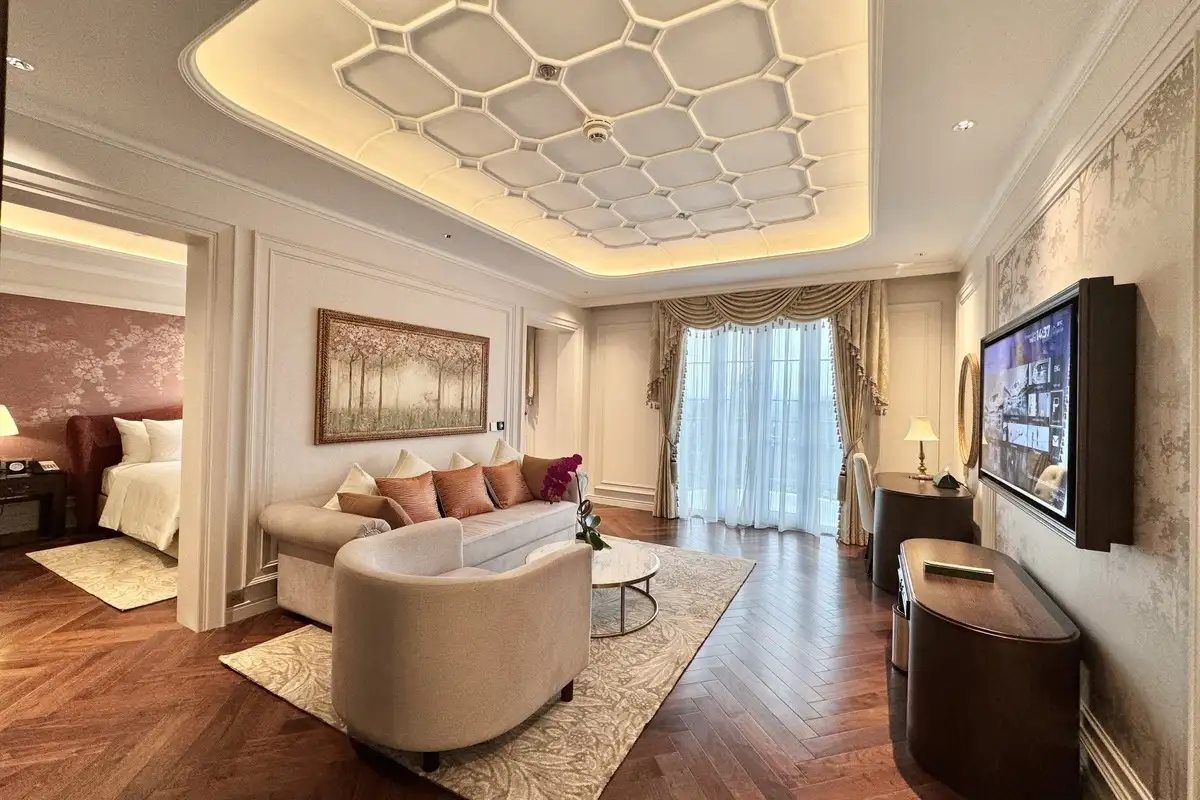 Premier Suite