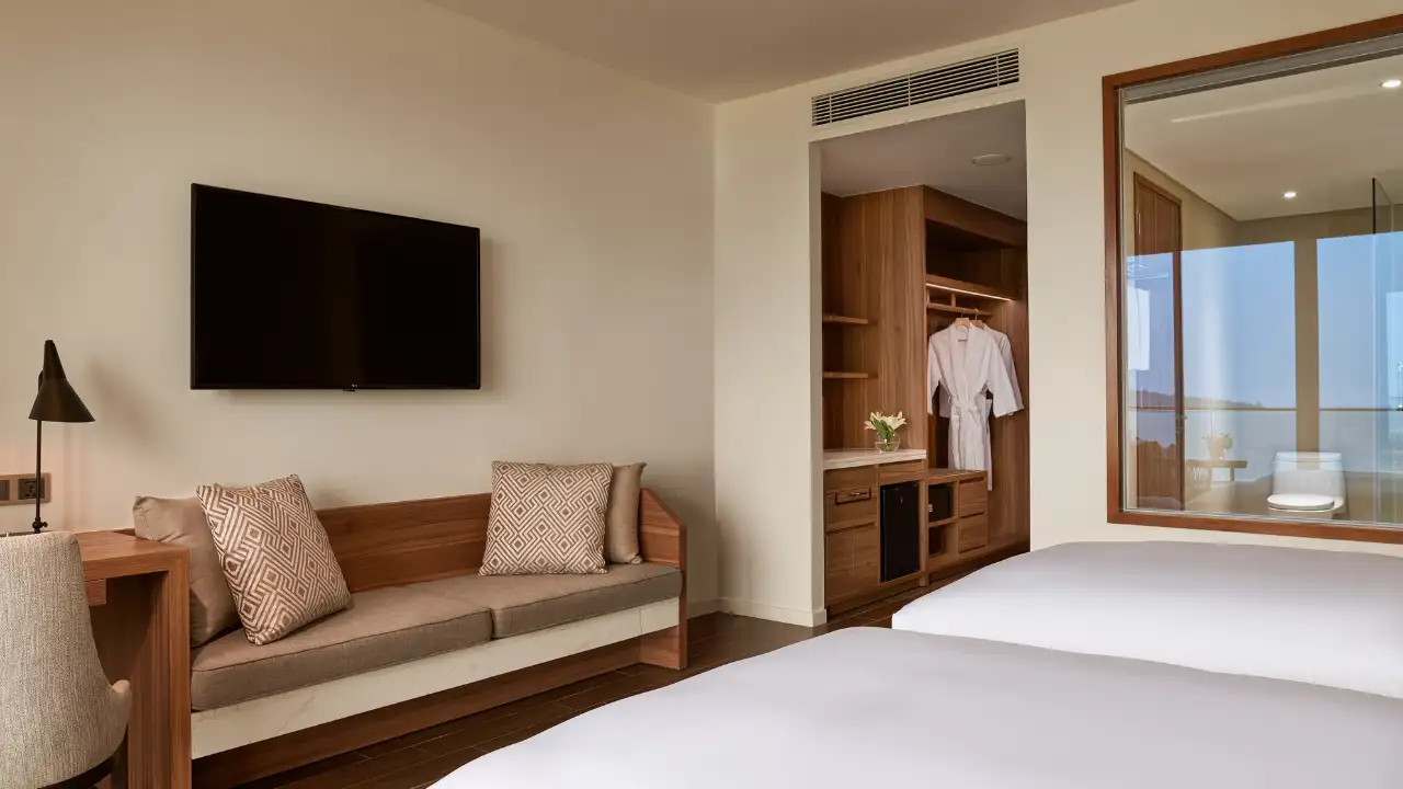 Superior King/Twin Sea View | Khu Khách Sạn