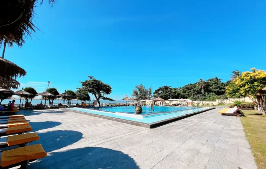 Aroma Beach Resort & Spa