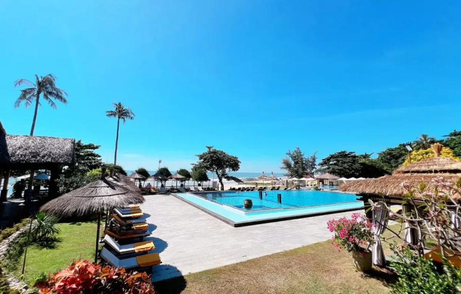 Aroma Beach Resort & Spa