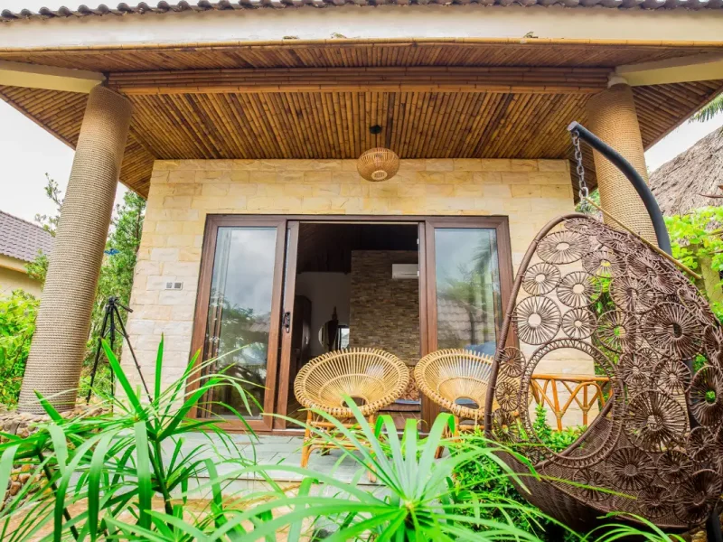 Bungalow Garden View