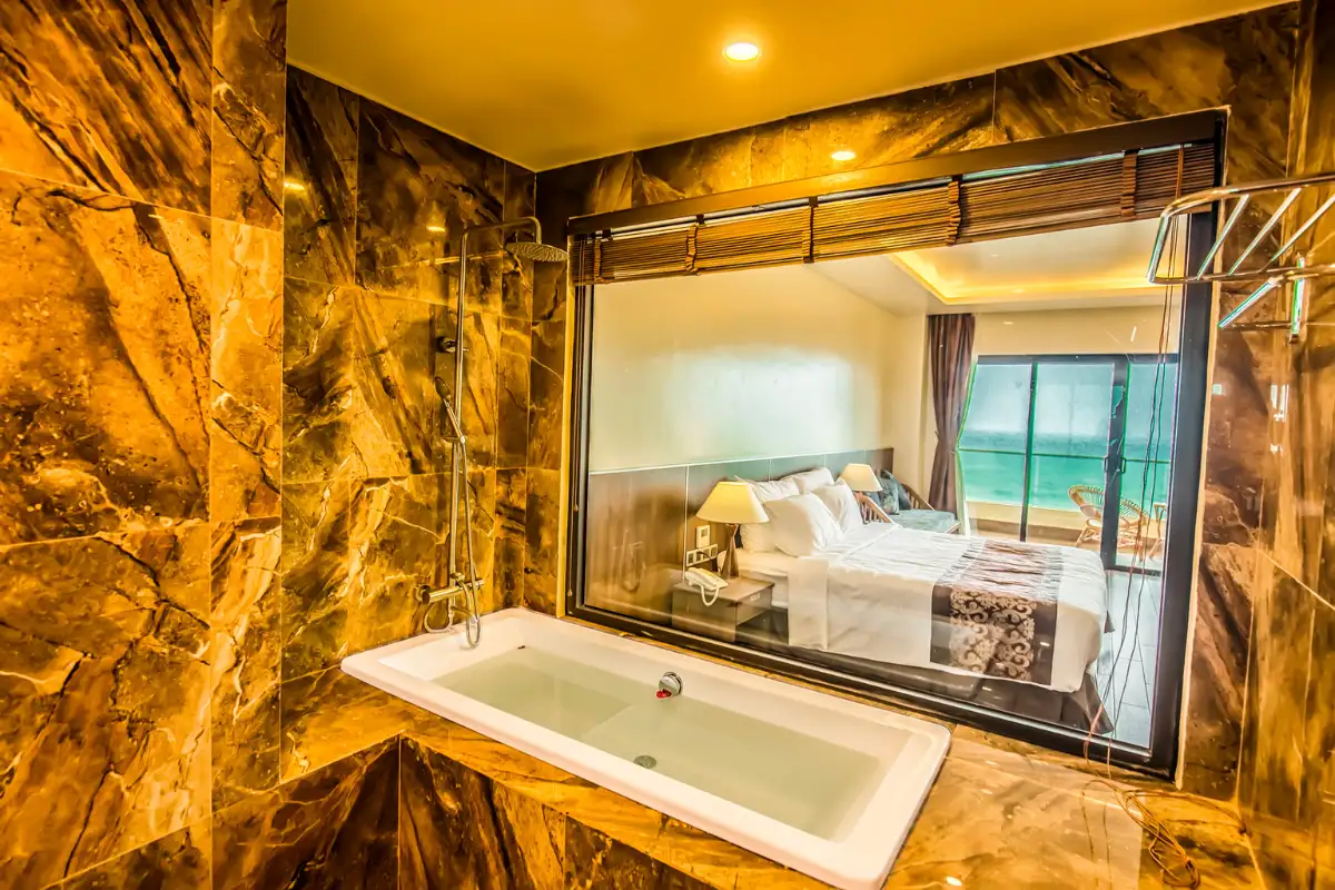 Deluxe Sea View