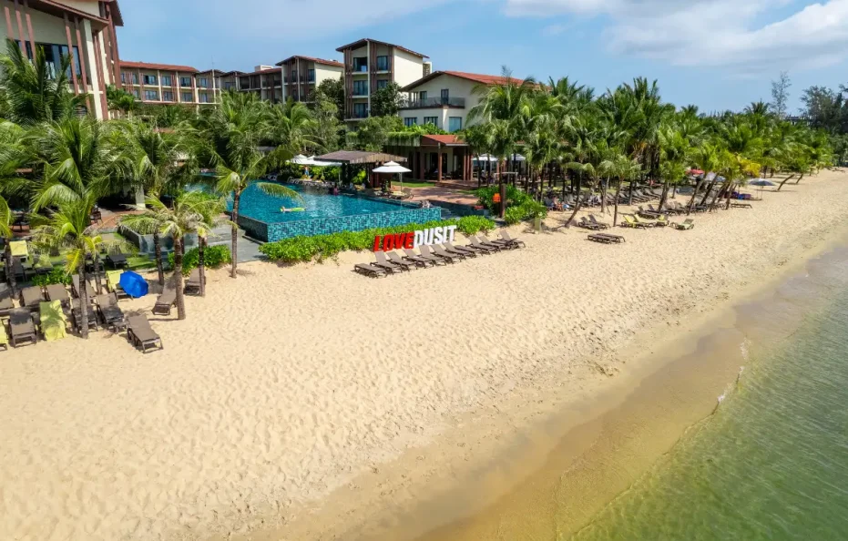 Dusit Princess Moonrise Beach Resort Phú Quốc