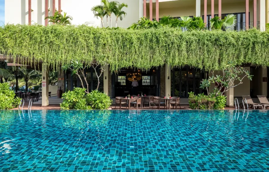 Dusit Princess Moonrise Beach Resort Phú Quốc