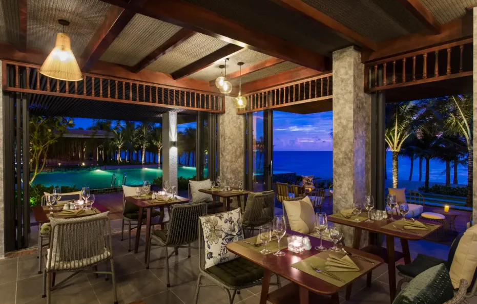 Dusit Princess Moonrise Beach Resort Phú Quốc