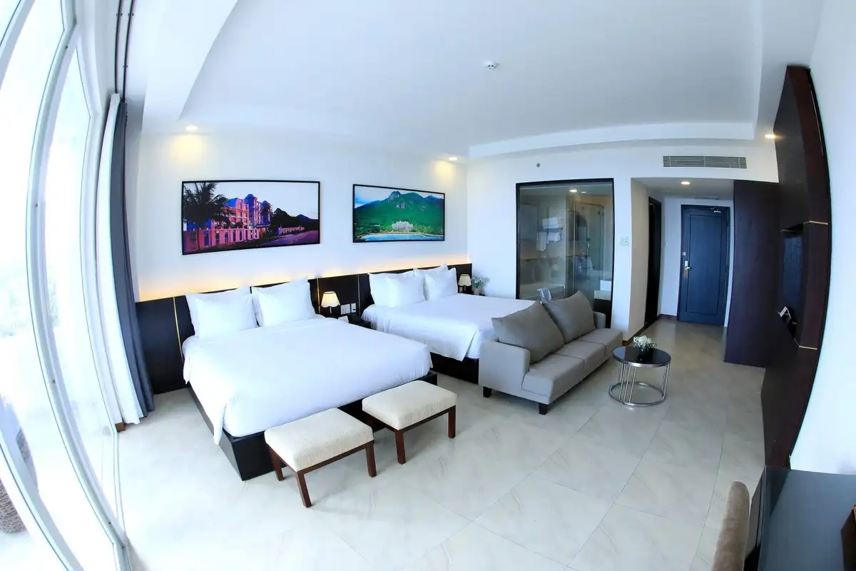 Deluxe Family Suite Ocean View