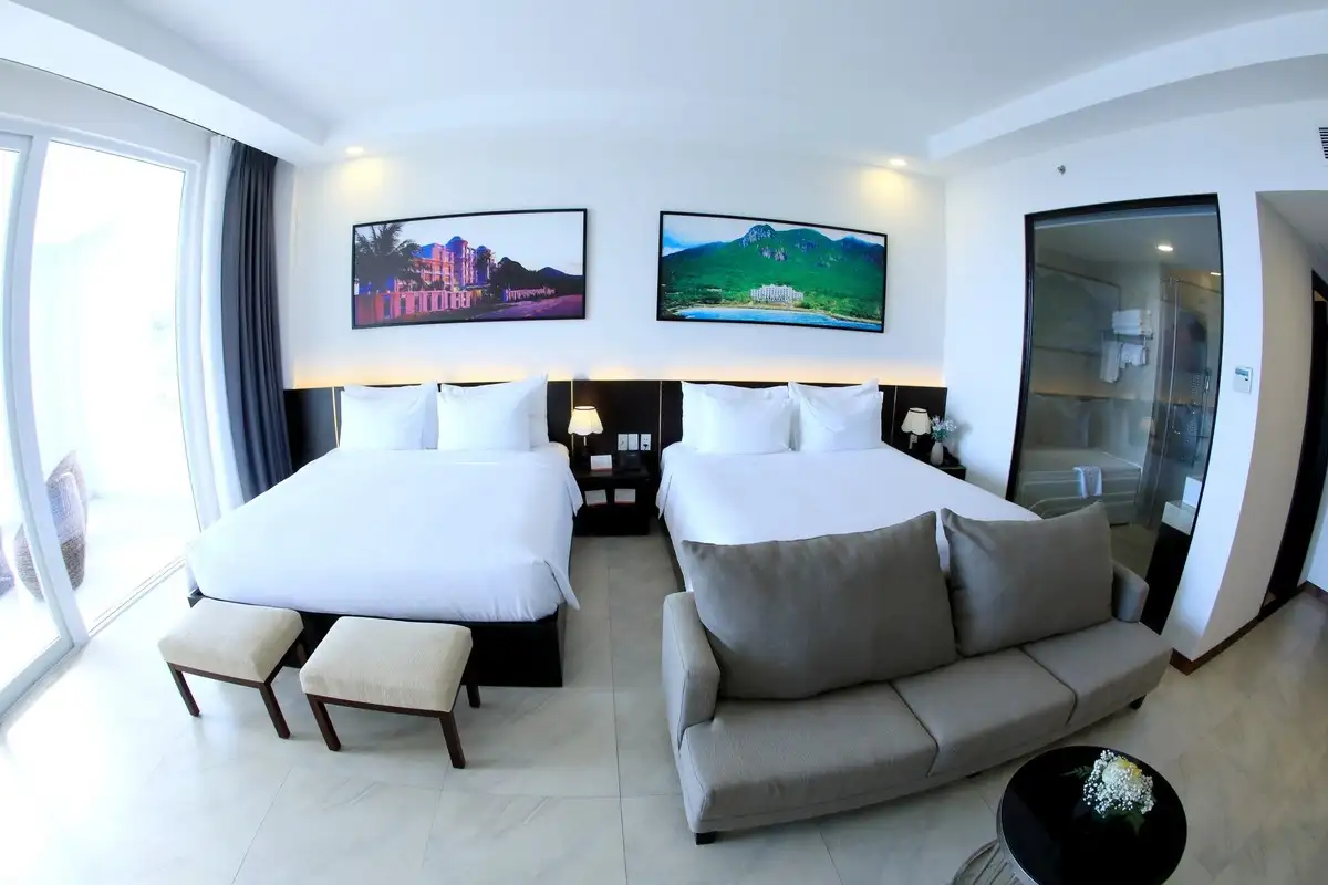 Deluxe Family Suite Ocean View