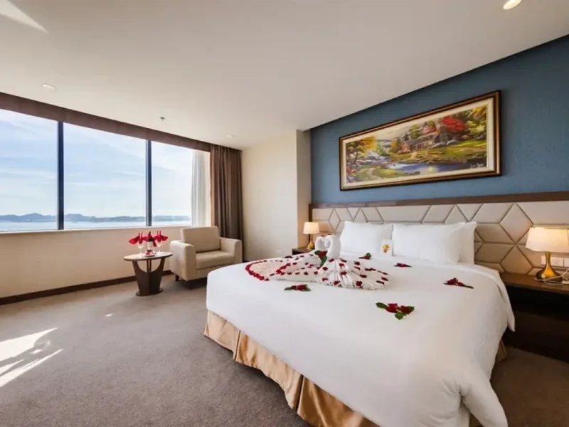 Deluxe Family Triple Seaview