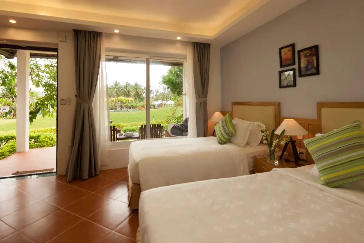 Green Villa | Pool View Bungalow Triple