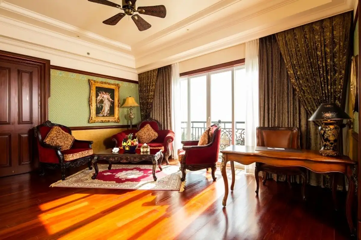Heritage Terrace Suite