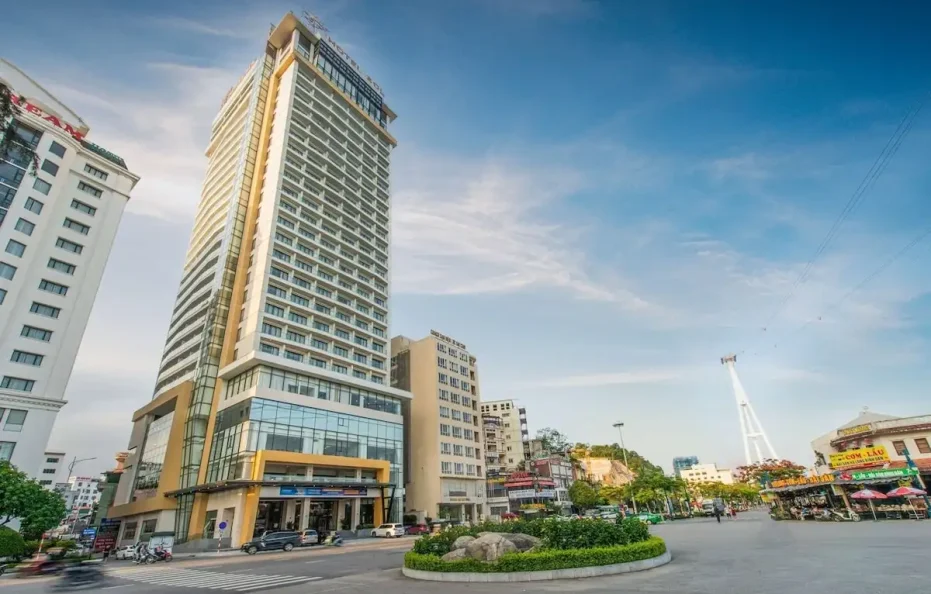 Hotel Sol Ha Long, Trademark Collection by Wyndham