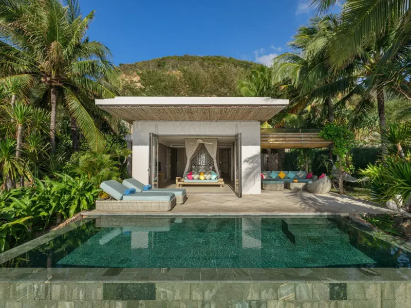 Cliff Villa