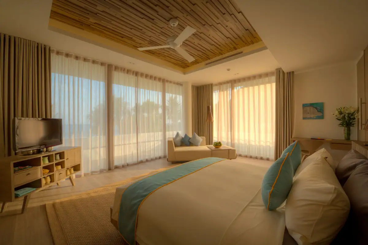 Mia Luxury Five – Bedroom Residence