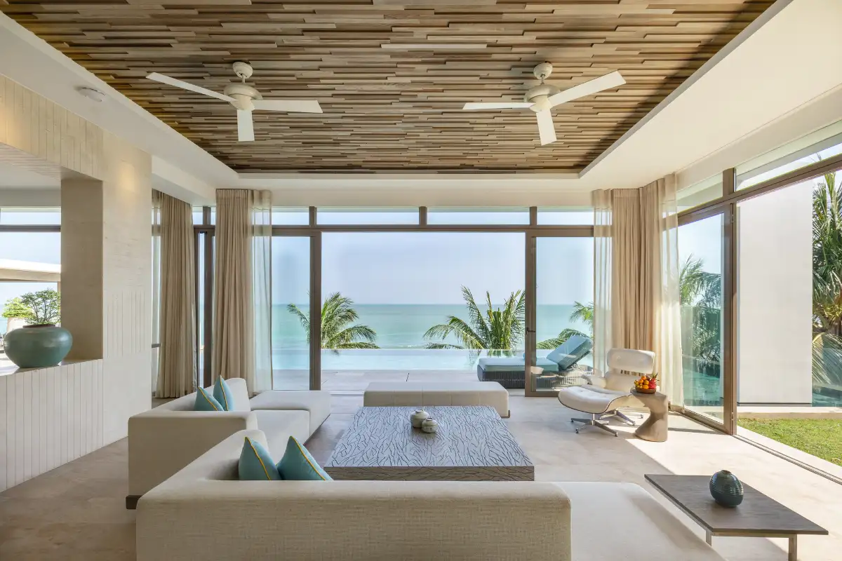 Mia Luxury Five – Bedroom Residence