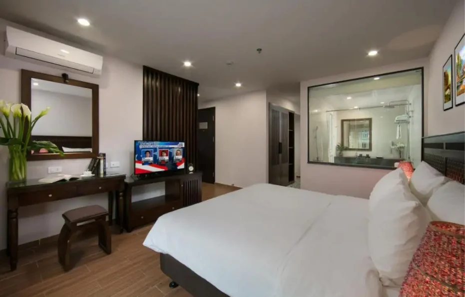 FAMILY CONNECTING ROOM