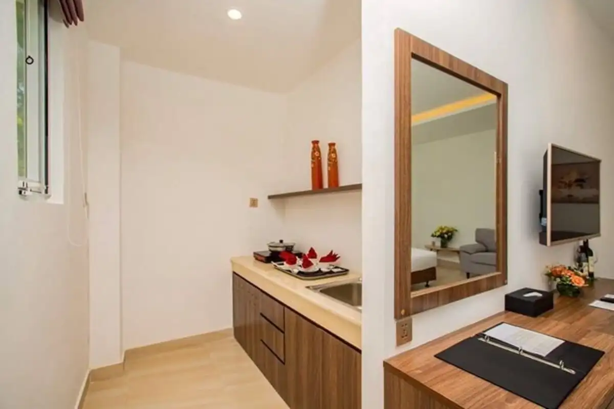 Premium Deluxe 2 Queen Garden View