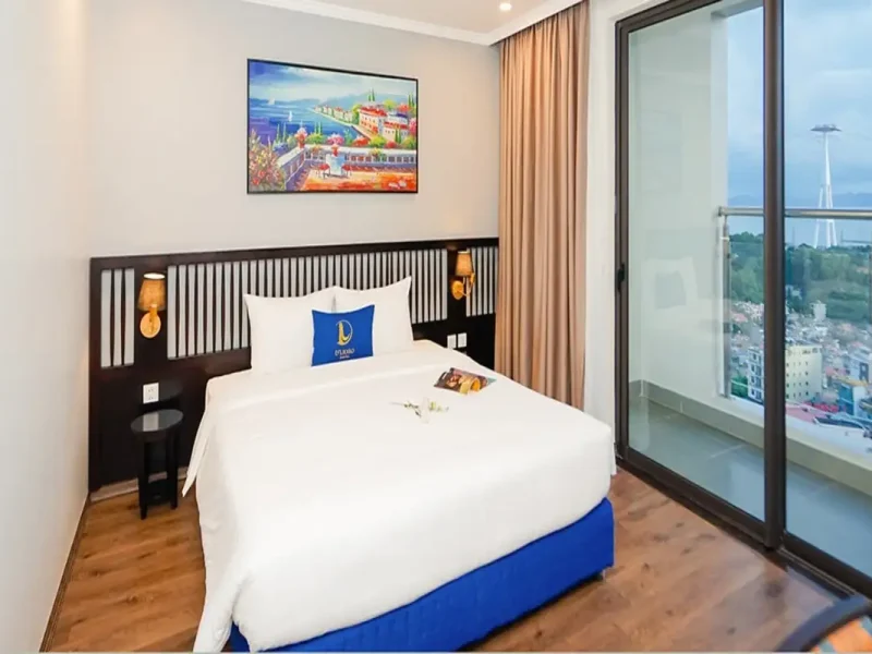 Royal Family Suite