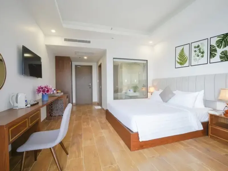 Executive King Ocean Front