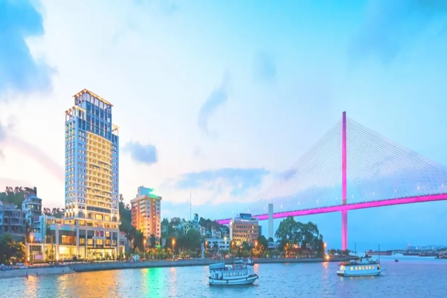Wyndham Legend Halong Hotel