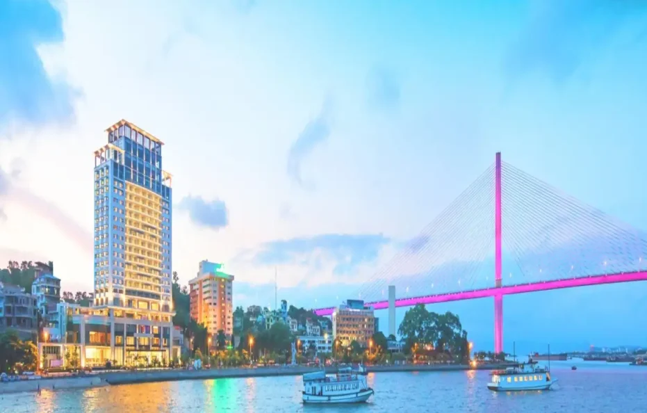 Wyndham Legend Halong Hotel